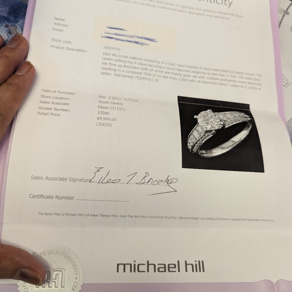 Michael Hill jeweler 18 k gold ring with.1.20 carats natural diamond. - Picture 4 of 8